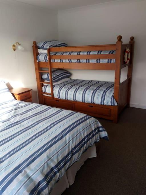 Apartment With Heated Pool & Close To Beach Paignton Exterior foto